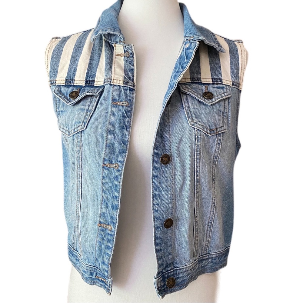 Forever 21 Denim Vest Striped Blue Sz S